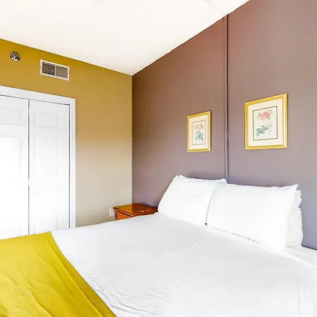Pigeon Forge Paradise Room photo