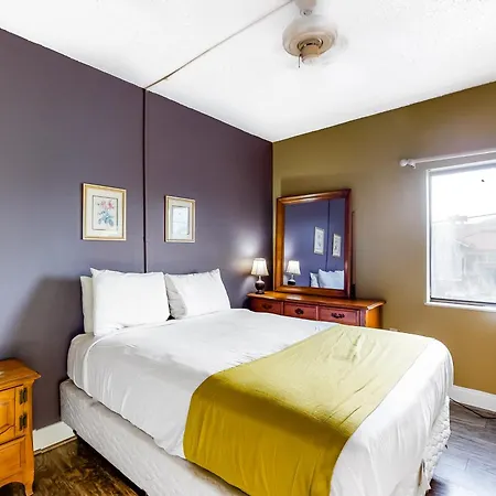 Pigeon Forge Paradise Room photo