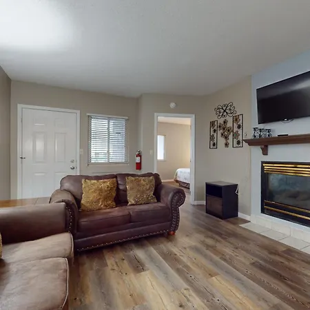 Pigeon Forge Paradise Room photo